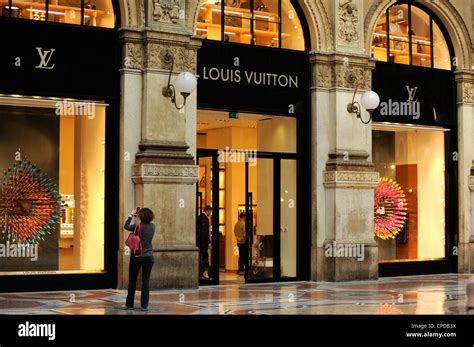 louis vuitton - italia|buying louis vuitton in milan.